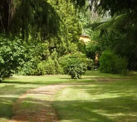 Bed & Breakfast Tenuta Le Risare 4*