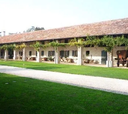 Tenuta Le Risare Alojamento de Acomodação e Pequeno-almoço 4*