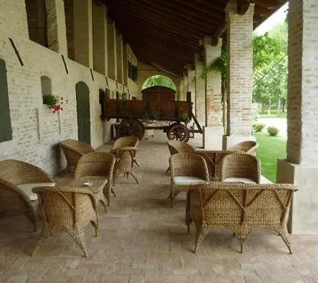 Tenuta Le Risare 4* Campo San Martino